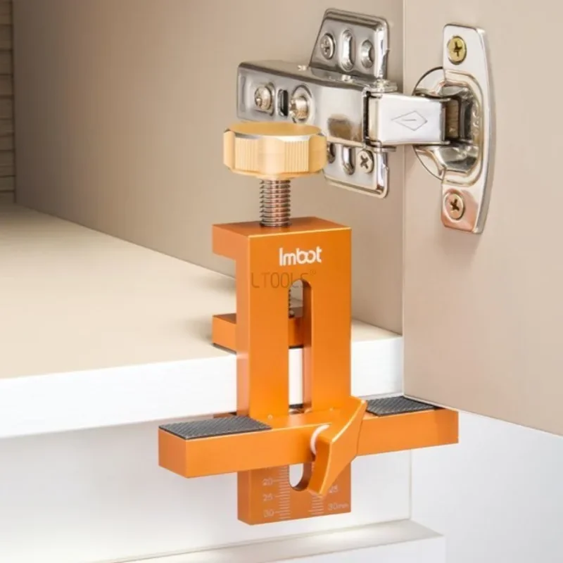 Woodworking Show - Cabinet Door Panel Install Jig Adjustable